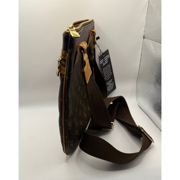 Louis Vuitton Monogram Pochette Bosphore Shoulder Bag with Adjustable Strap - Picture 5 of 7